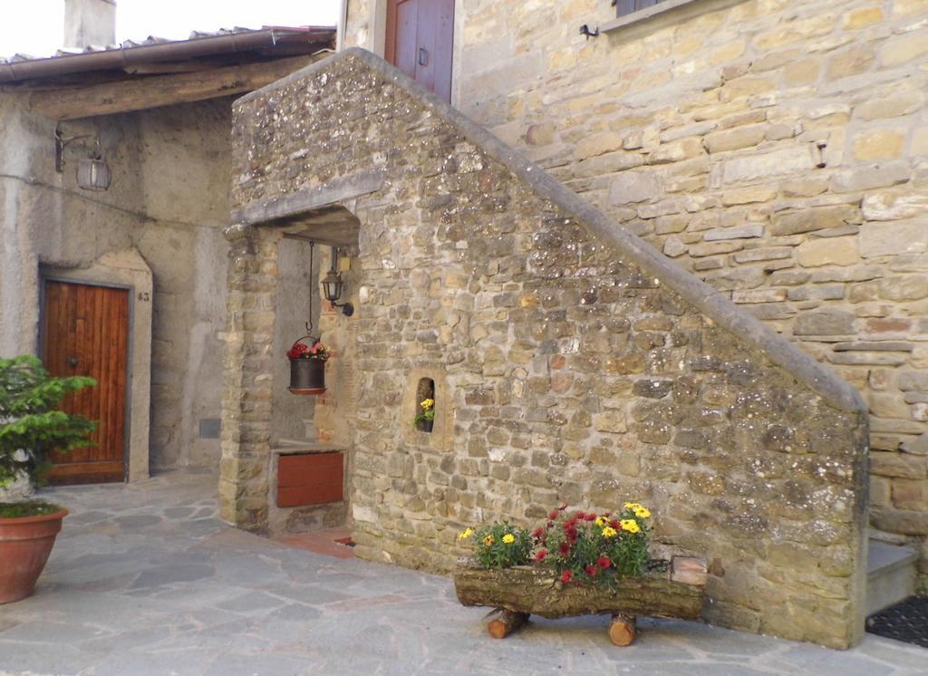 Casa Vacanze Podere Ugolini Ronta Εξωτερικό φωτογραφία