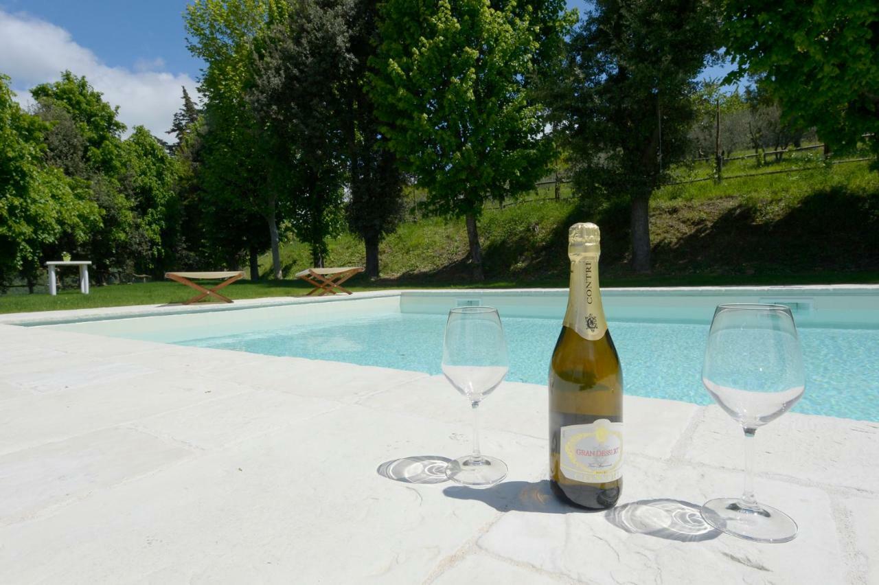 Casa Vacanze Podere Ugolini Ronta Εξωτερικό φωτογραφία